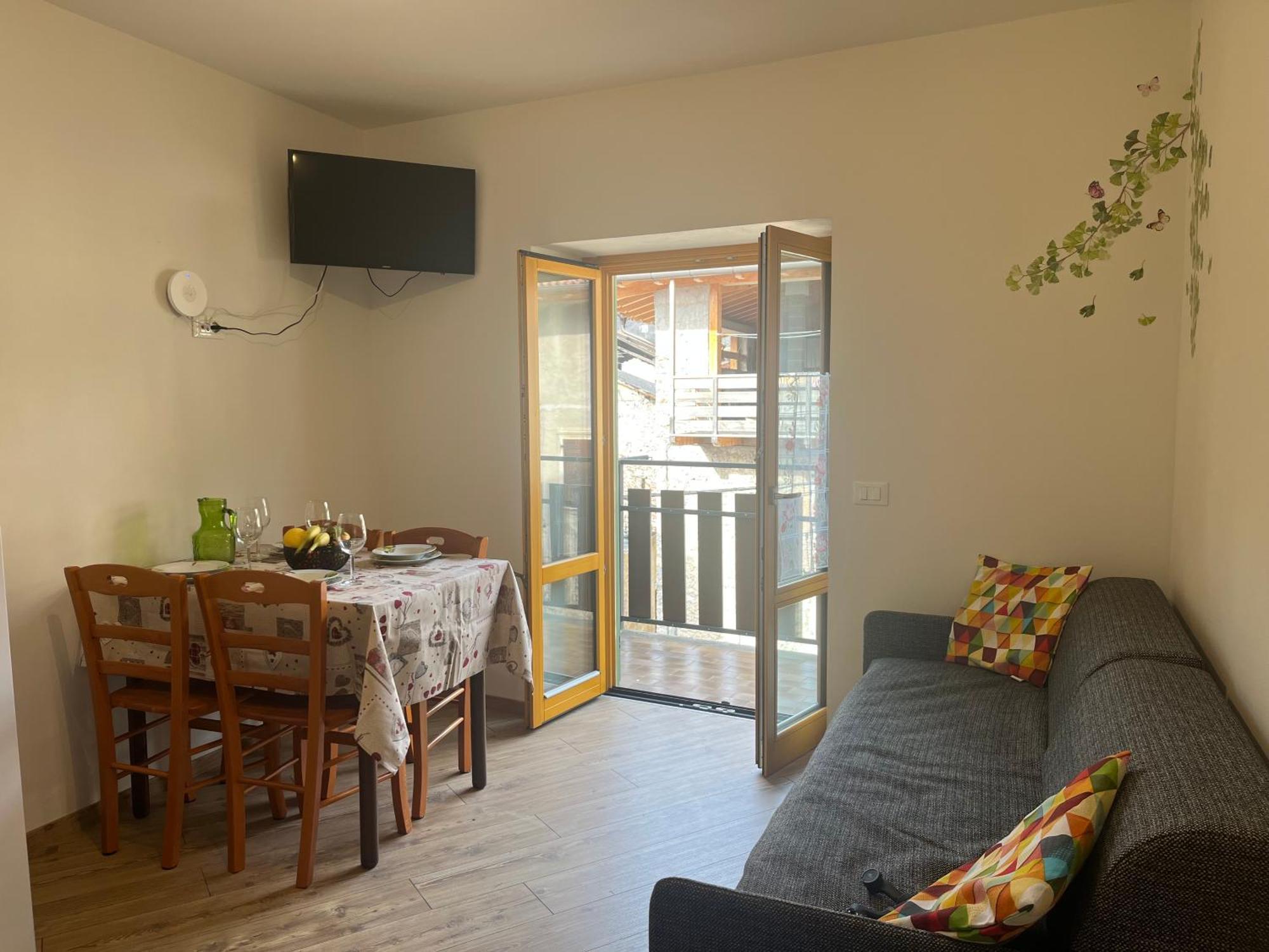 Borgo Bliss Apartment Tenno Eksteriør bilde